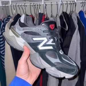 New balance 9060 “casterlock” size 8.5